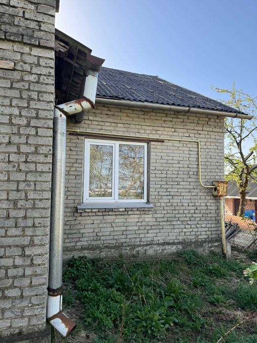 Житловий будинок та земельна ділянка 35 сот., с. Мальчиці