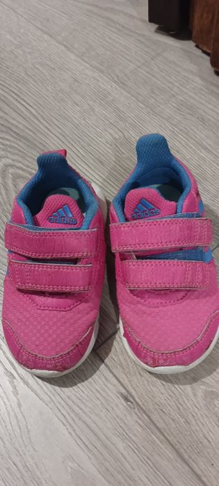 Продам кросівки Adidas