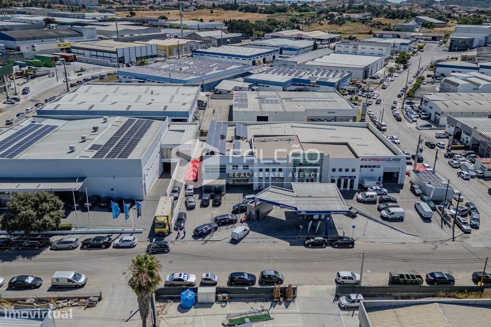 Armazém  Venda em Romeira e Várzea,Santarém