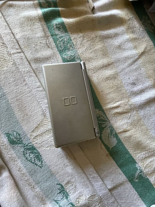 Vendo nintendo ds lite
