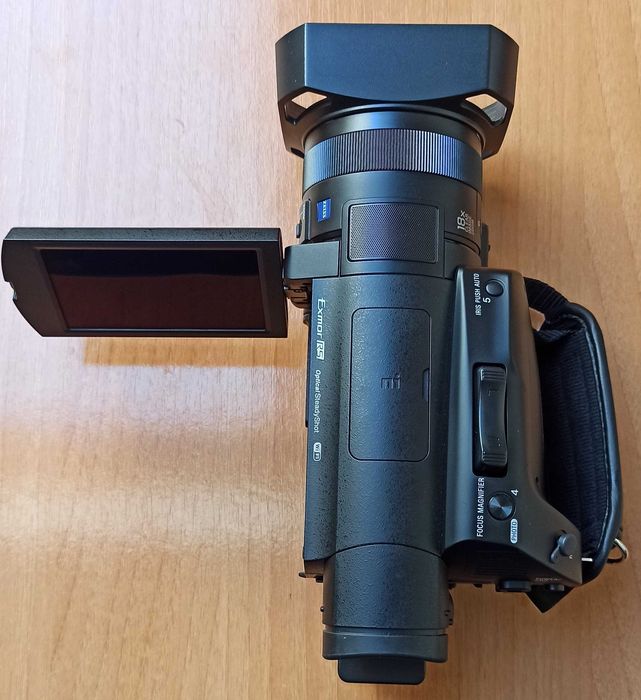 Sony HDR 4K FDR-AX700