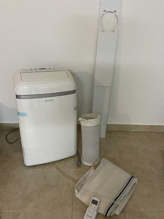 Ar Condicionado Portátil BECKEN BAC4255N (24 m2 - 12000 BTU - Branco)