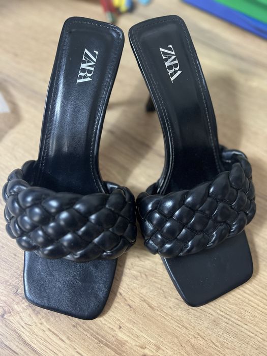 Босоніжки - сабо