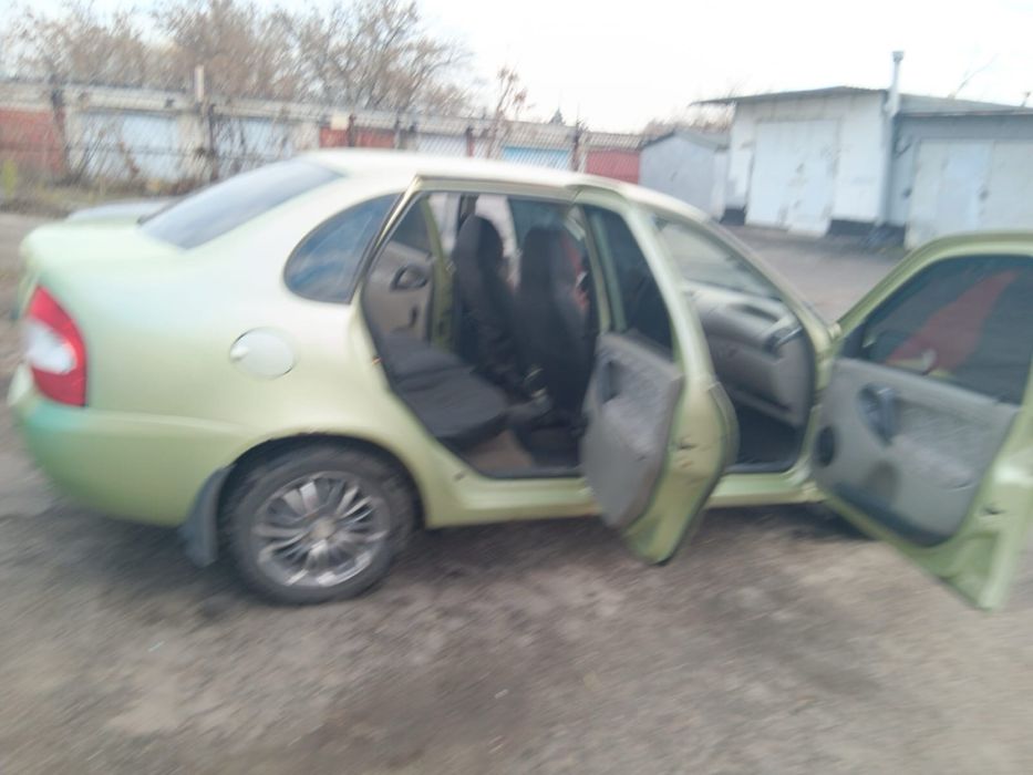 Продам автомобіль Лада-Калина