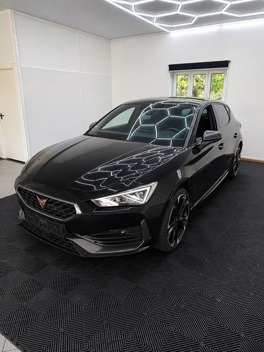 Cupra Leon 1.4 e-Hybrid MID DSG