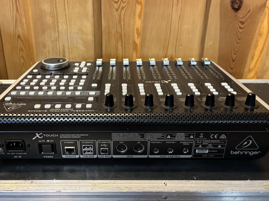Behringer X Touch