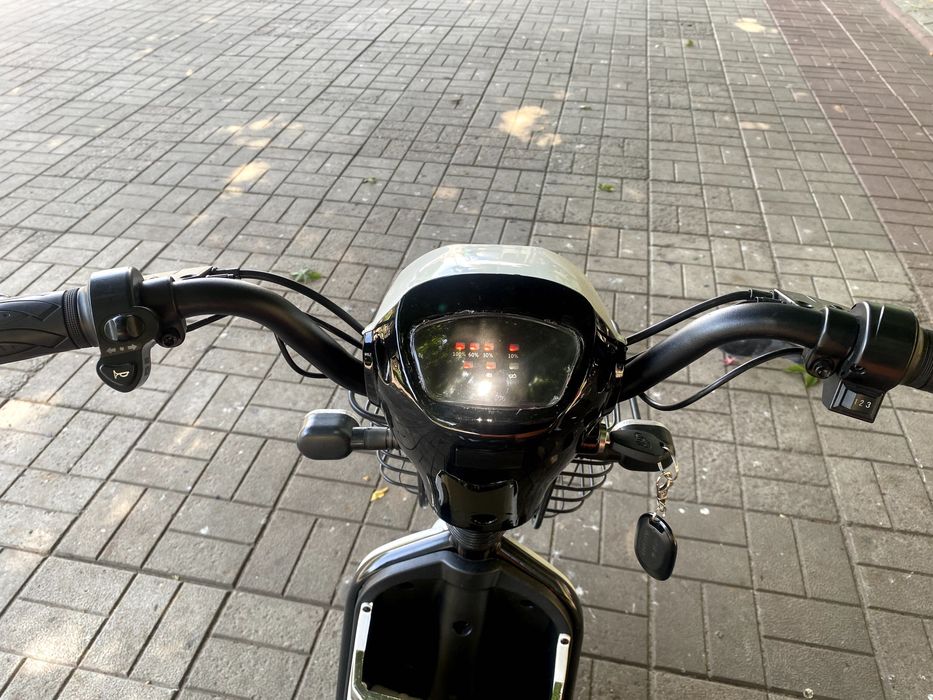 Dozer B500 електроскутер (вигідно)