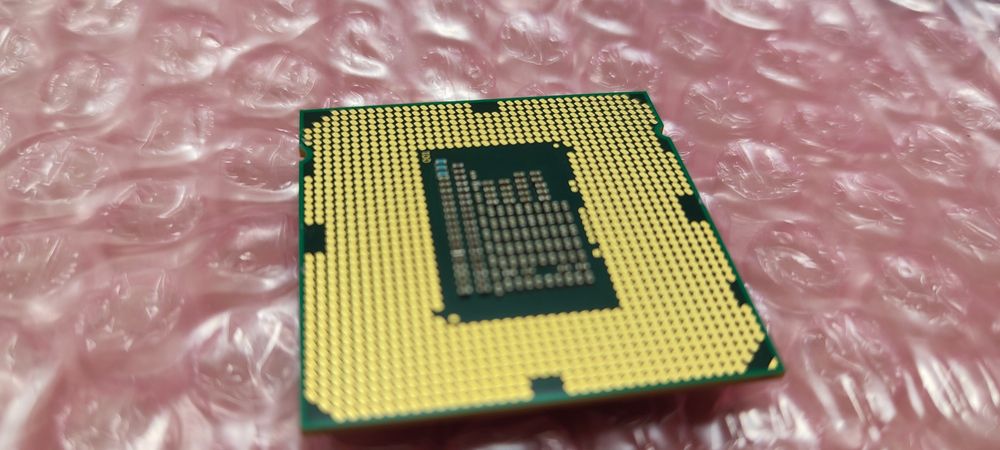 Processador: Intel Core i3-212064751554449025122