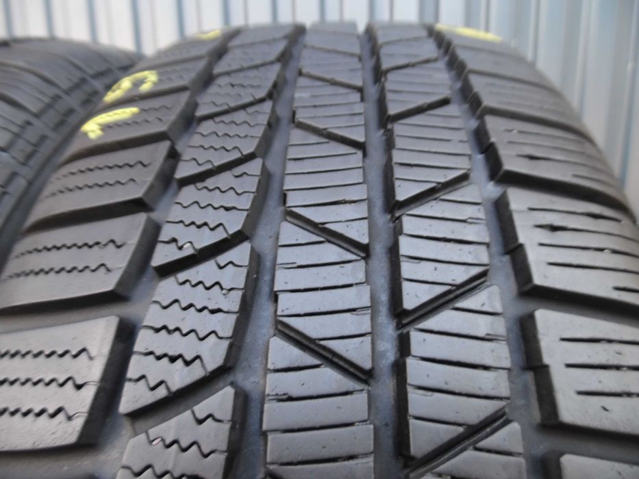 69. Opony ZIMOWE 205/50/17
