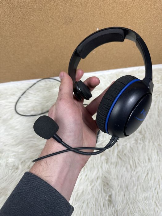 Ігорва гарнітура для спілкування і чату від hyper x для Sony PS 4-5