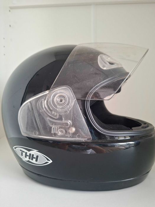 Kask motocyklowy THH integralny czarny XL 61 cm