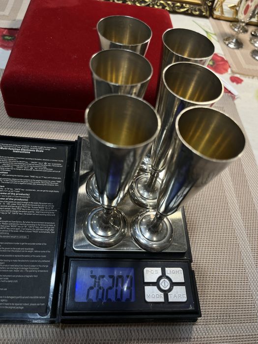 Набір срібних рюмок з позолотою 2ТЮ зірка 875ʼ (6шт) загальна вага 262 грм