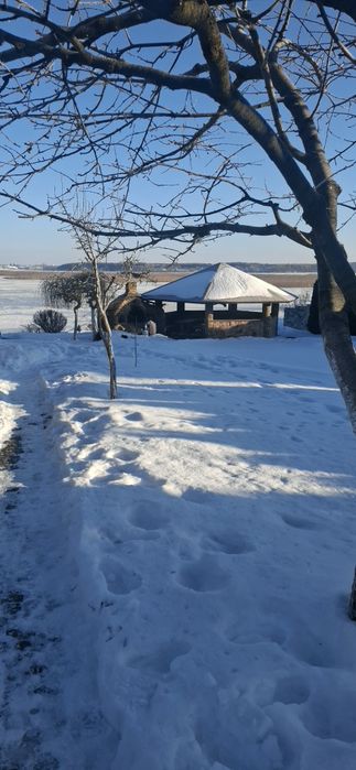 Будинок преміум біля водосховища: чан/сауна, пляж, пірс, катер