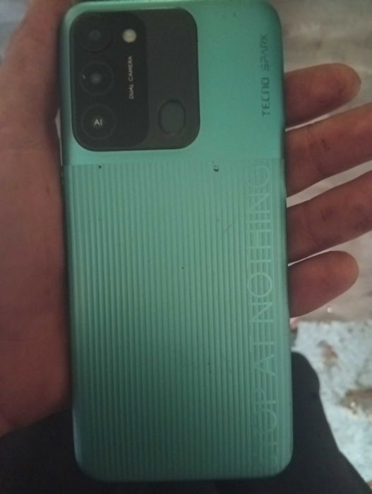 Смартфон Tecno spark go 2022