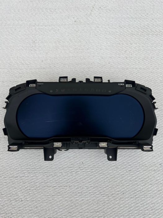 VW Passat B8, Arteon Приборна панель, щиток приборів AID VW Passat B8