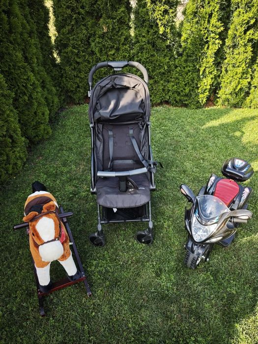 Zestaw - wózek spacerowy Kinderkraft, konik na biegunach i motorek