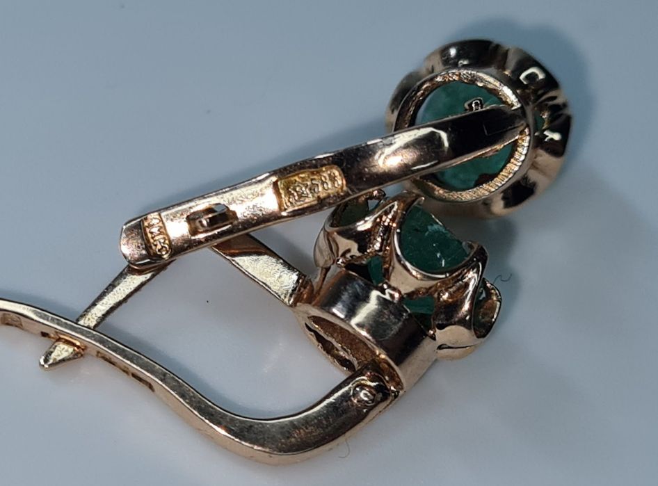 Золотые серьги с изумрудом Ссср. Золоті сережки СРСР зі смарагдами.