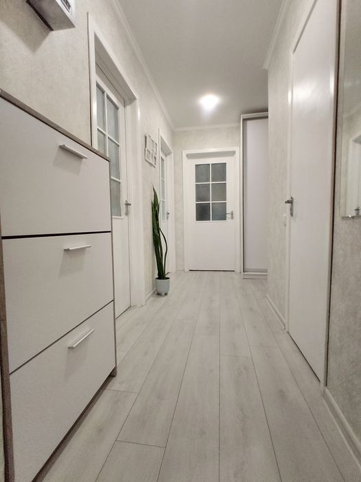 Продам 3-кімнатну квартиру в місті Нововолинськ