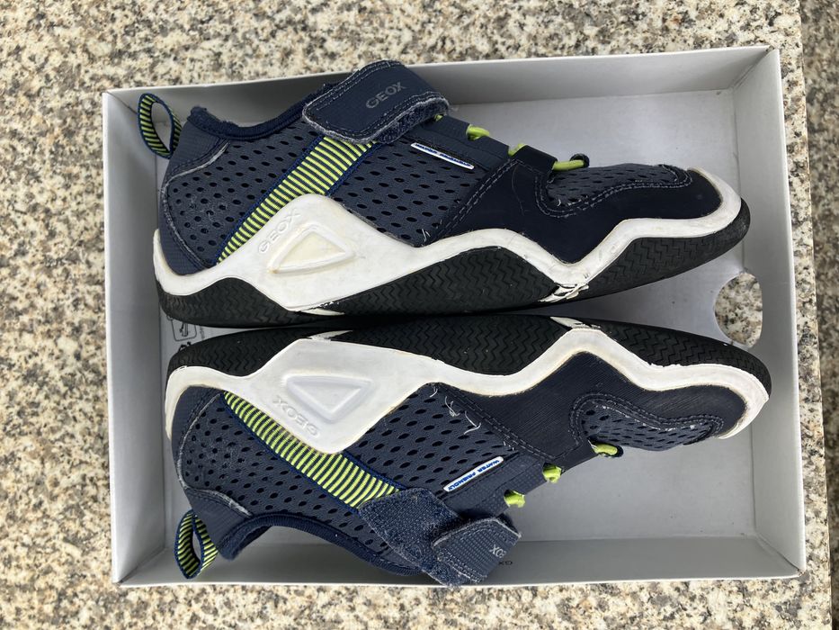 Sapatilhas geox tamanho 32