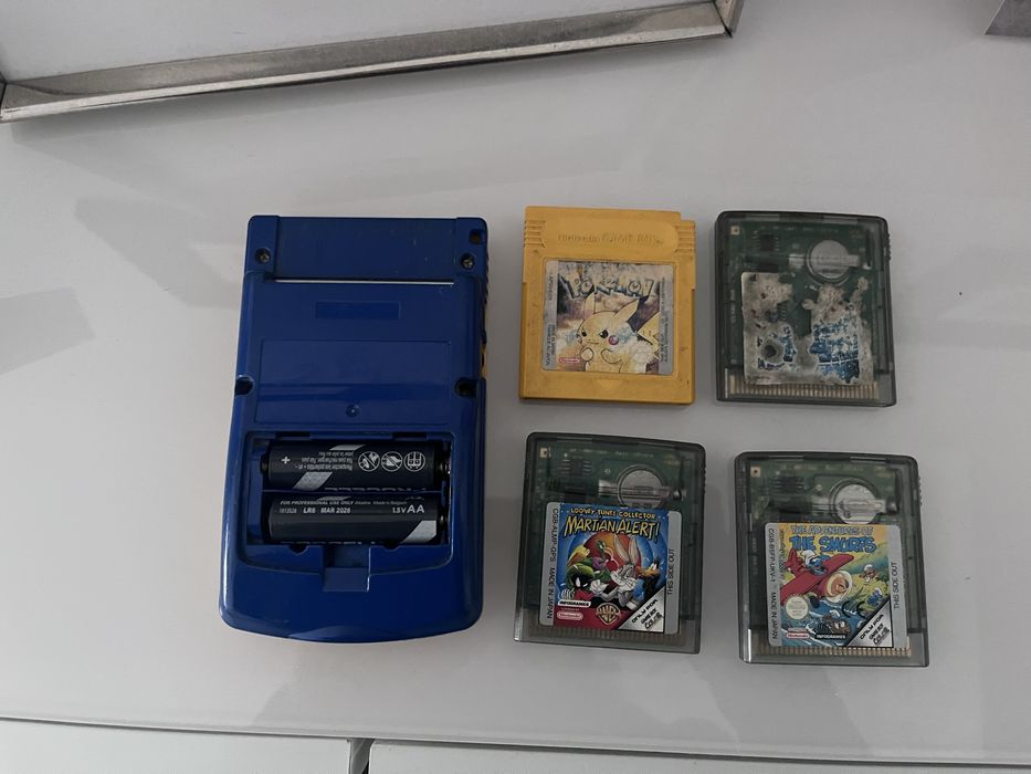 Gameboy Color Amarelo + Jogos