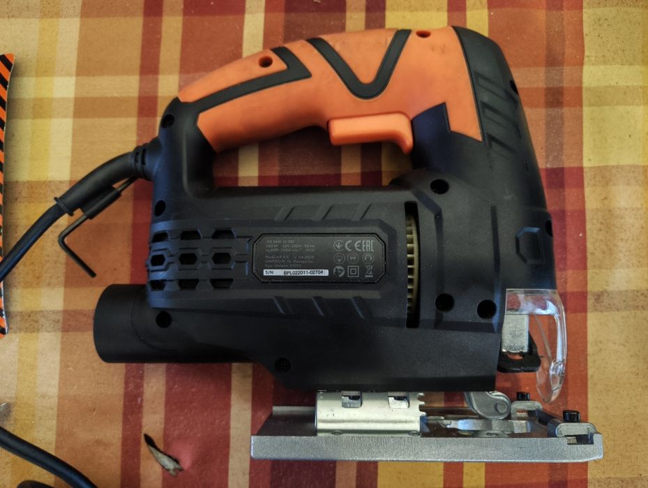 Лобзик електричний Dnipro-M JS-75S