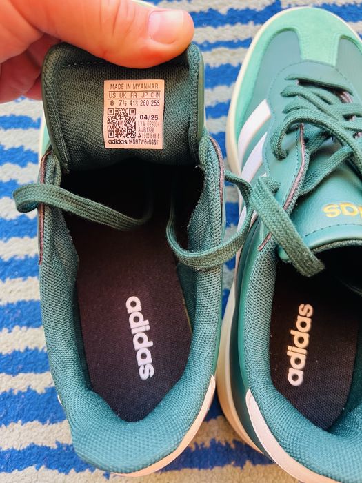 Кросівки Adidas ,розмір 41.