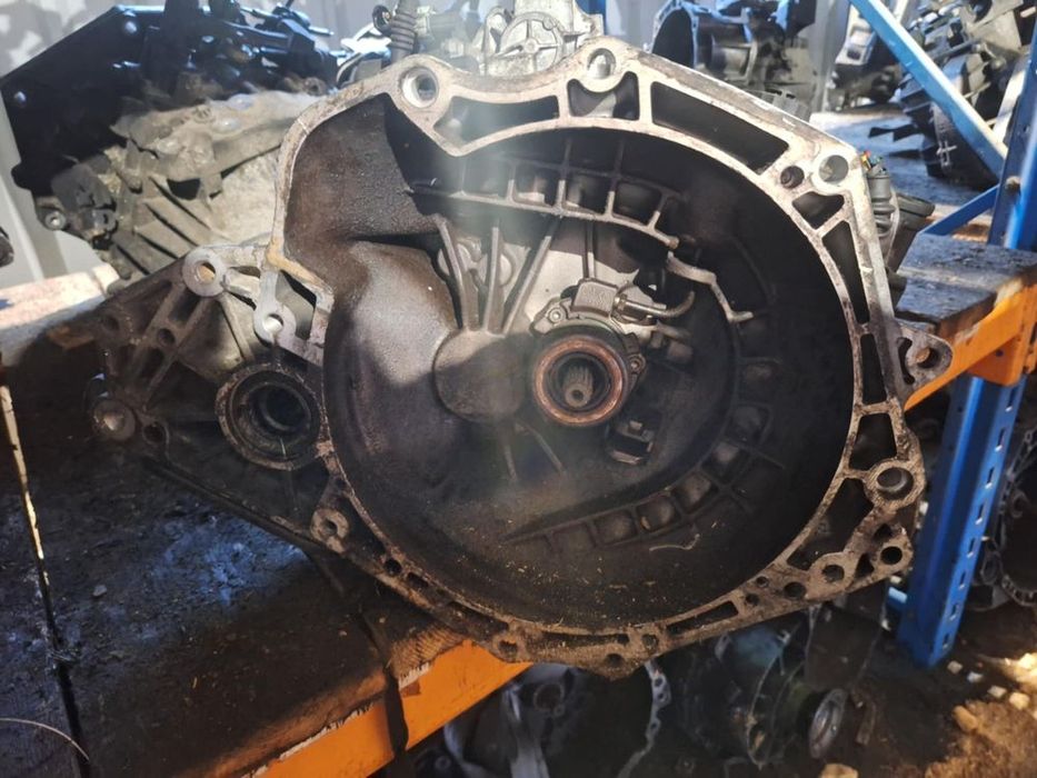 srzynia biegów opel corsa c 1.2 b automat easytronic gwarancja