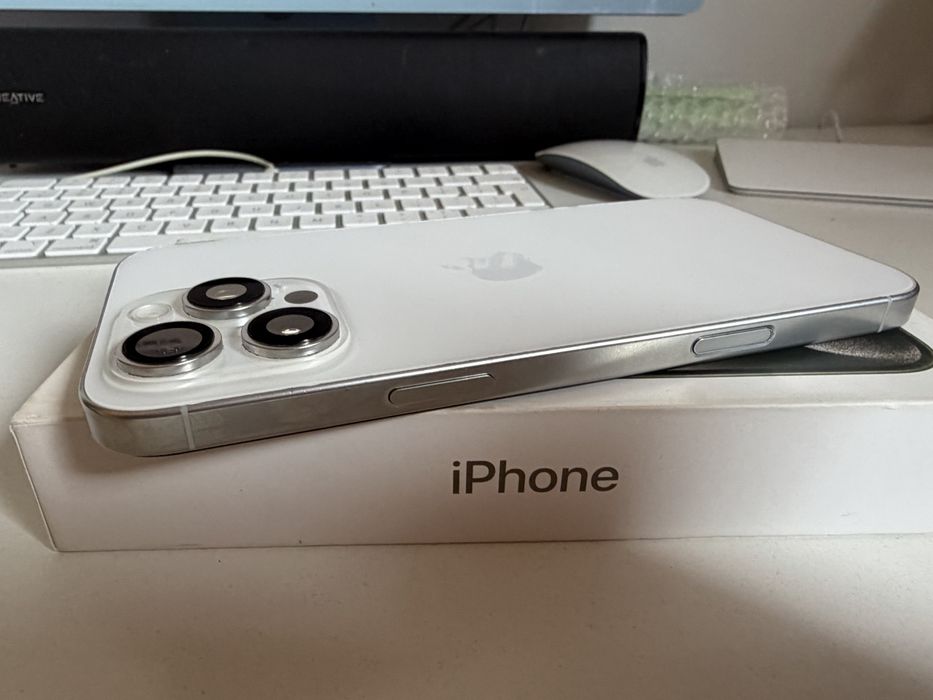Bateria 95% iPhone 16 Pro Max 256gb White Titanium