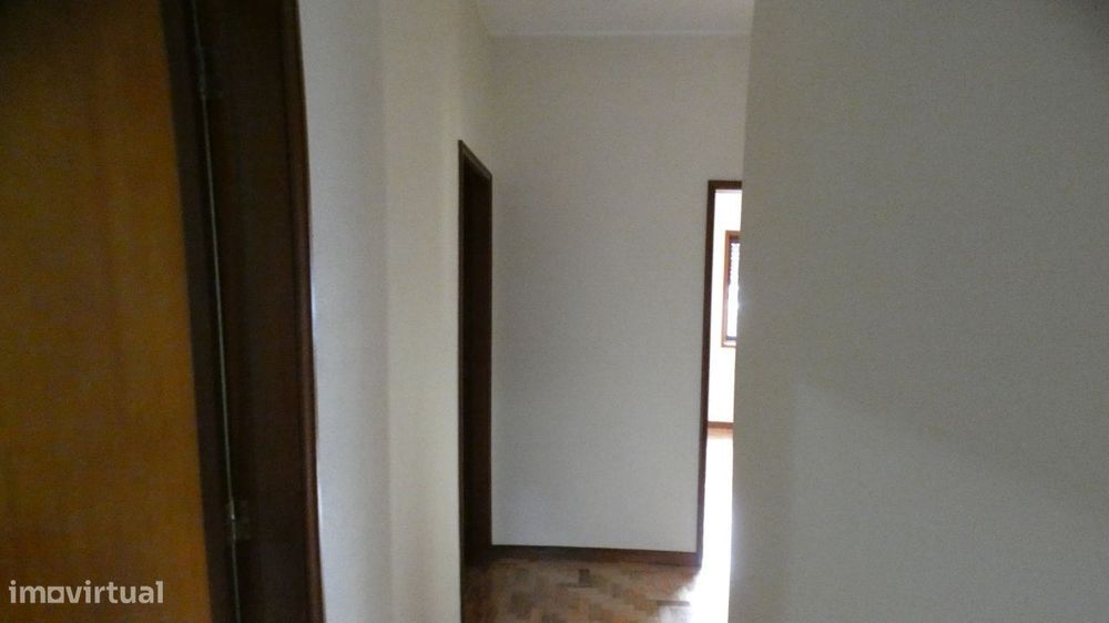 Andar moradia T2 Moreira - Maia