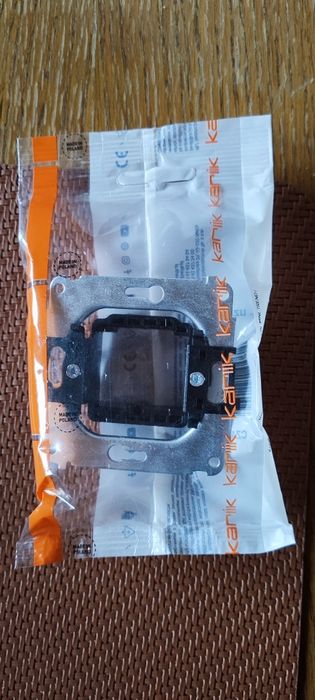 Karlik Mini - włącznik, gniazdko, rolety, elektryk.  Nowe