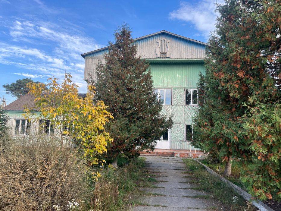 Будівля — 923,3 м² — Славута