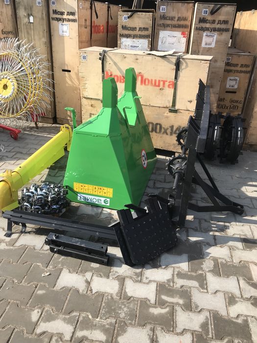 Картоплесажалка Bomet Сажалка двохрядна Бачок на добриво Окучник Їжаки