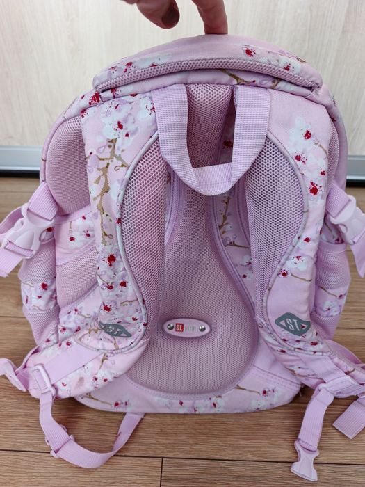 Plecak szkolny dziewczęcy St.Right Różowy kwiatki