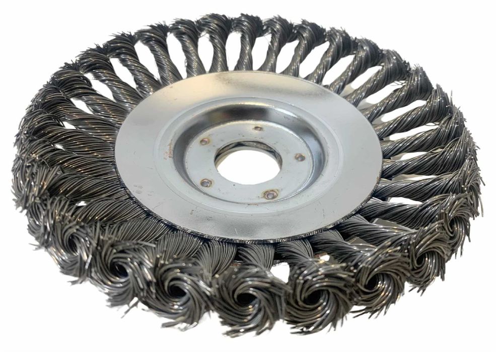 Насадка щітка  на мотокосу