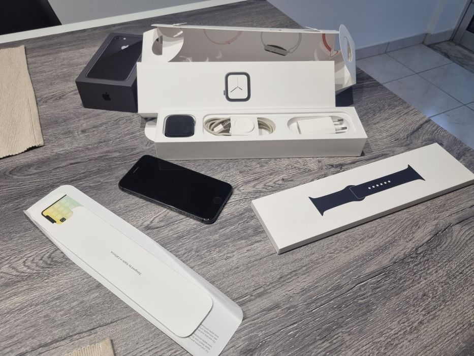 Iphone 8 + smart watch 4