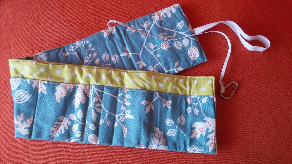 Organizador mala ou de maquilhagem florido