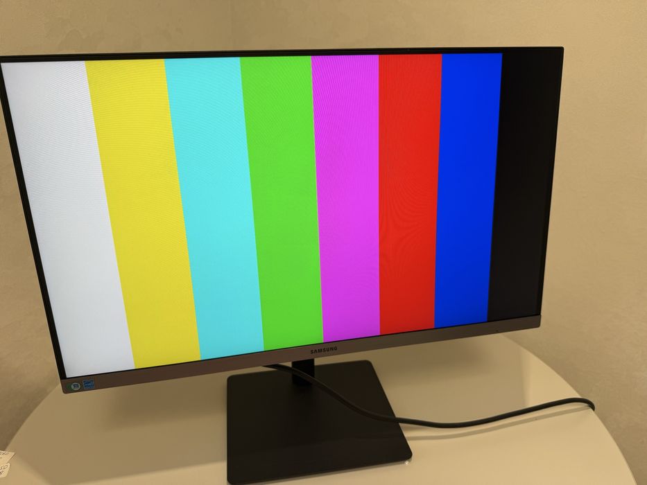 Професійний монітор 24" Samsung S24R650 IPS FHD