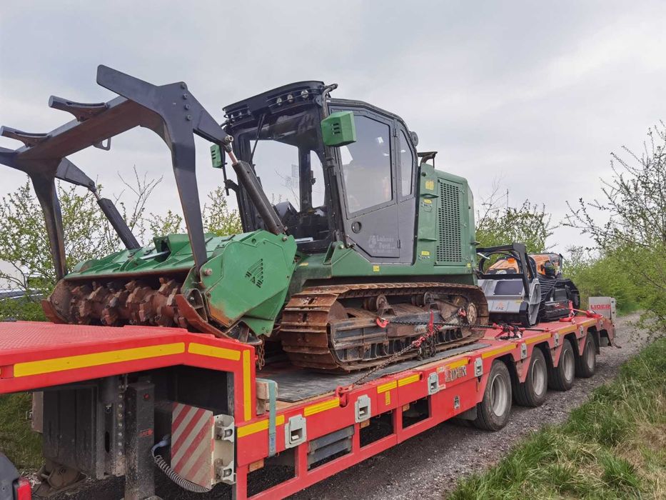 MULCZER LEŚNY oraz WGŁĘBNY wycinka drzew  Mulczowanie PILAR //
