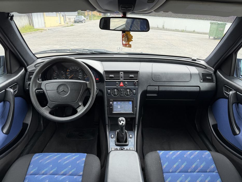 Mercedes Benz C220d Espirit Como Nova