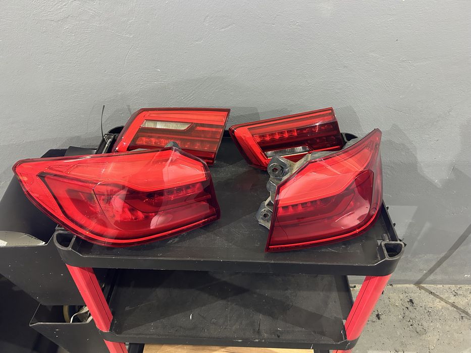 Задні ліхтарі BMW G30 G31 Європа