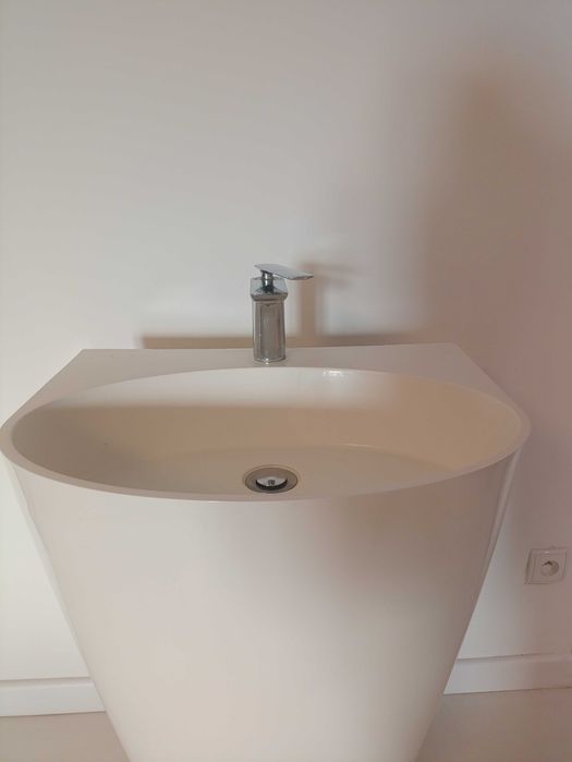 Umywalka wolnostojąca tuba Omnires SIENA UW 55x43x85 cm + bateria