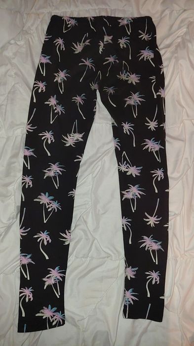Leginsy dziecięce w palme