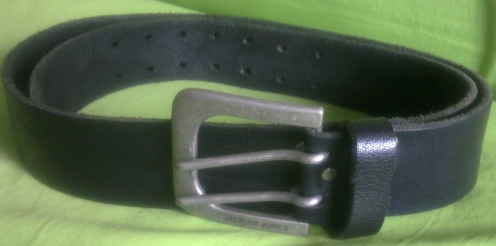 Szeroki pasek z naturalnej skóry  Jack & Jones.