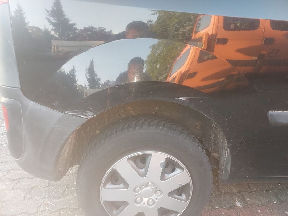 Do sprzedania Renault Kangoo.