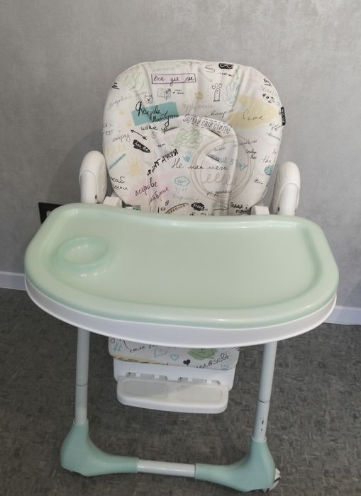 Дитячий стільчик для годування BABY TILLY