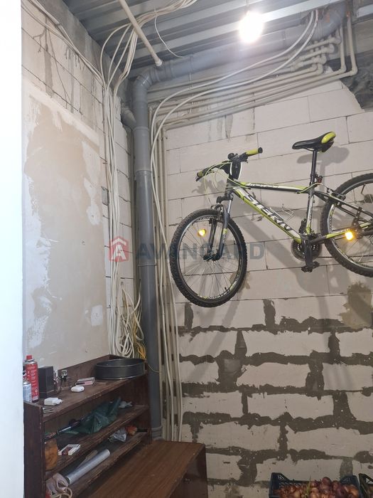 Продам будинок. Панаса Саксаганського. Зупинка Южний ринок.