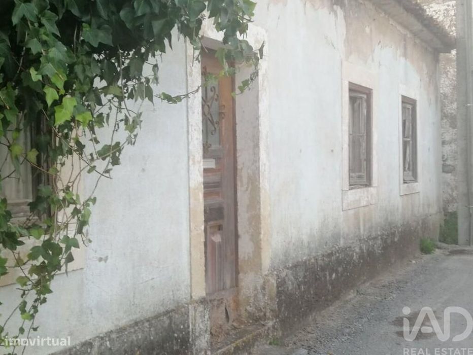 Casa / Villa em Torres Novas (São Pedro), Lapas e Ribeira Branca de 60