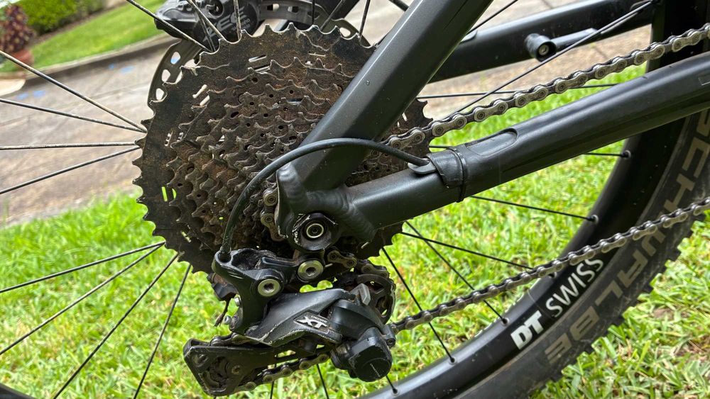 Bicicleta elétrica Univega Renegade S 5.5 Alpine