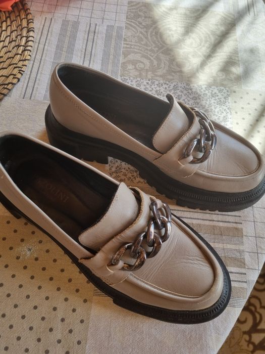 Жіночі лофери pazolini