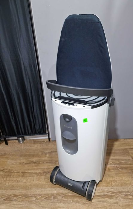 Prasowalnica, deska, stacja parowa FashionMaster Miele B 2847